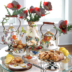Flower Market White Enamel Tea Kettle 1,89L