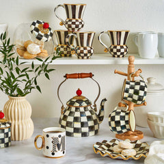 Iconic Black & White Courtly Check Enamel Tea Kettle 1,89L