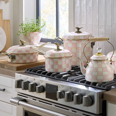 Rosy Check Stockpot
